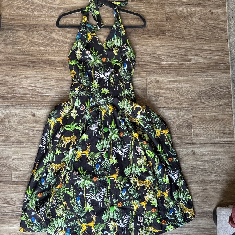Unique Vintage Tarrytown Hostess Jungle Print Dress: S - Picture 2 of 10